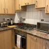 Отель Modern 2 Bed Apt in Egham High Street, with private parking and Wifi, фото 5