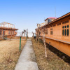 Отель Oyo 24526 Zojila Heritage Houseboats, фото 1