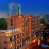 Отель Wuhan Rejoice by Argyle Hotel(Yellow Crane Tower &Tanhualin Store), фото 1