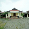 Отель SPOT ON 2653 Omah Mbah Lurah Syariah, фото 12