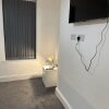 Отель 5-bed Apartment in Altrincham Near Airport, фото 10