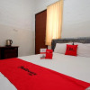 Отель RedDoorz near GOR Manunggal Jati Majapahit, фото 3