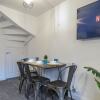 Отель Tudors eSuites Birmingham Townhouse Private Garden Free Parking, фото 13