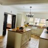 Отель An Amazing Large 7-bed House in Porthcawl, фото 13