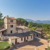 Отель Borgo Pulciano Agriturismo, фото 2