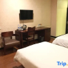 Отель Home Inn Ningbo Tianyi  Plaza Center, фото 3