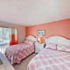 Отель Breezy W/ Pools & Tennis - Walk To Beach! 2 Bedroom Condo, фото 5