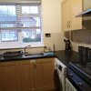 Отель BrumStay UK - 5 Bed TownHouse with Garden and Parking for upto 3 small cars, фото 11
