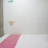 Отель Oyo 91727 Luxury Homestay Sidoarjo, фото 20