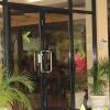 Отель Knutsford Court Hotel Отель Knutsford Court Hotel в Кингстоне