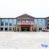 Отель Baizhangxia Hotel в Чжанцзяцзе
