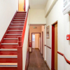 Отель Swanky Apartment in London Near Tower of London, фото 18