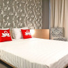 Отель ZEN Premium Sampoerna Strategic Square, фото 16