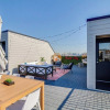 Отель Booking Fast 12 Beds - Rooftop Views, фото 17