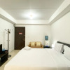 Отель Cozy Studio Apartment (No Kitchen) At Metropark Condominium Jababeka, фото 1