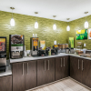 Отель Comfort Inn & Suites Midtown, фото 13