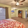 Отель Granbury Getaway w/ Lake Views: 2 Mi to Downtown!, фото 5