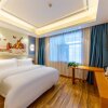 Отель Starway Hotel Xinning Haihu New Area Xinhualian, фото 4