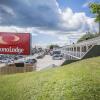 Отель Econo Lodge Miramichi в Мирамичи