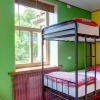 Отель Travellers Beach Hostel, фото 4