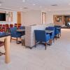 Отель Holiday Inn Express & Suites Omaha - 120th and Maple, an IHG Hotel, фото 25