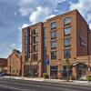 Отель Fairfield Inn & Suites Baltimore Downtown/Inner Harbor, фото 1