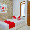 Отель OYO 463 Omah Kaleva Syariah, фото 6