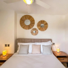 Отель Modern Luxury Condo Close to the Beach, фото 23