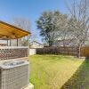 Отель Austin Home w/ Deck - 9 Mi to Zilker Park!, фото 14