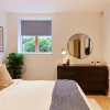 Отель The Putney Escape - Trendy 2bdr Flat With Terrace + Parking, фото 2