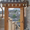 Отель Bukchon Hakminjae Hanok Stay, фото 1