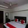 Отель OYO 29660 Hotel Vardhman Classic, фото 24