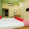 Отель OYO 13496 Hotel Royal park, фото 7