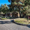 Отель Apache Village 5, Queen Bed, Midtown, Sleeps 2, фото 1
