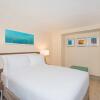 Отель Holiday Inn Express & Suites Nassau, an IHG Hotel, фото 7