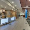 Отель Holiday Inn Express & Suites Troy, an IHG Hotel, фото 2