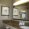 Отель Country Inn & Suites by Radisson, Asheville at Asheville Outlet Mall, NC, фото 8