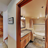 Отель Lodge-inspired Lakeside - Walk To Lifts! 3 Bedroom Townhouse, фото 2