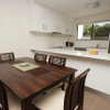 Отель Woodville Beach Townhouse 5, фото 14