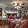 Отель Wild Horse Retreat - Two Bedroom Cabin with Hot Tub, фото 5