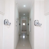 Отель RedDoorz near Kawasan Bandara Ahmad Yani Semarang 2, фото 3