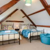 Отель West Cottage. Central, beautiful, 2 mins to beach., фото 12