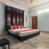 Отель OYO 17077 Elegant Guest House, фото 4