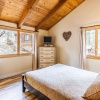 Отель Bear Claw Cabin, фото 4