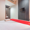 Отель RedDoorz near Stadion Sanaman Mantikei, фото 12