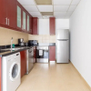 Отель Radiant & Alluring 1BR Apartment W/ Marina Views, фото 3