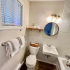 Отель Barefoot Villas Room 3 Blue Jay, фото 28