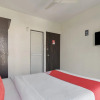 Отель Executive Skyline Service Apartments By OYO Rooms, фото 24