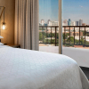 Отель Sheraton Suites Market Center Dallas, фото 7