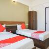 Отель OYO 12538 Twin Tower 2, фото 4